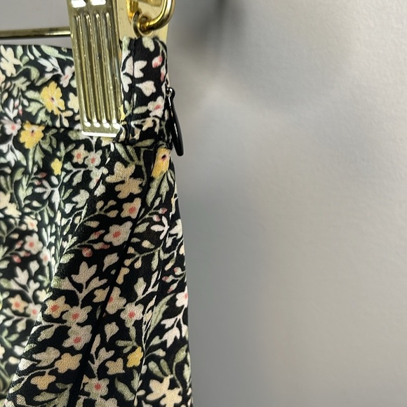 Max Studio NWT Misty Daisy Print Ruffle Ruched Midi Skirt Black Yellow Size S - Picture 7 of 13